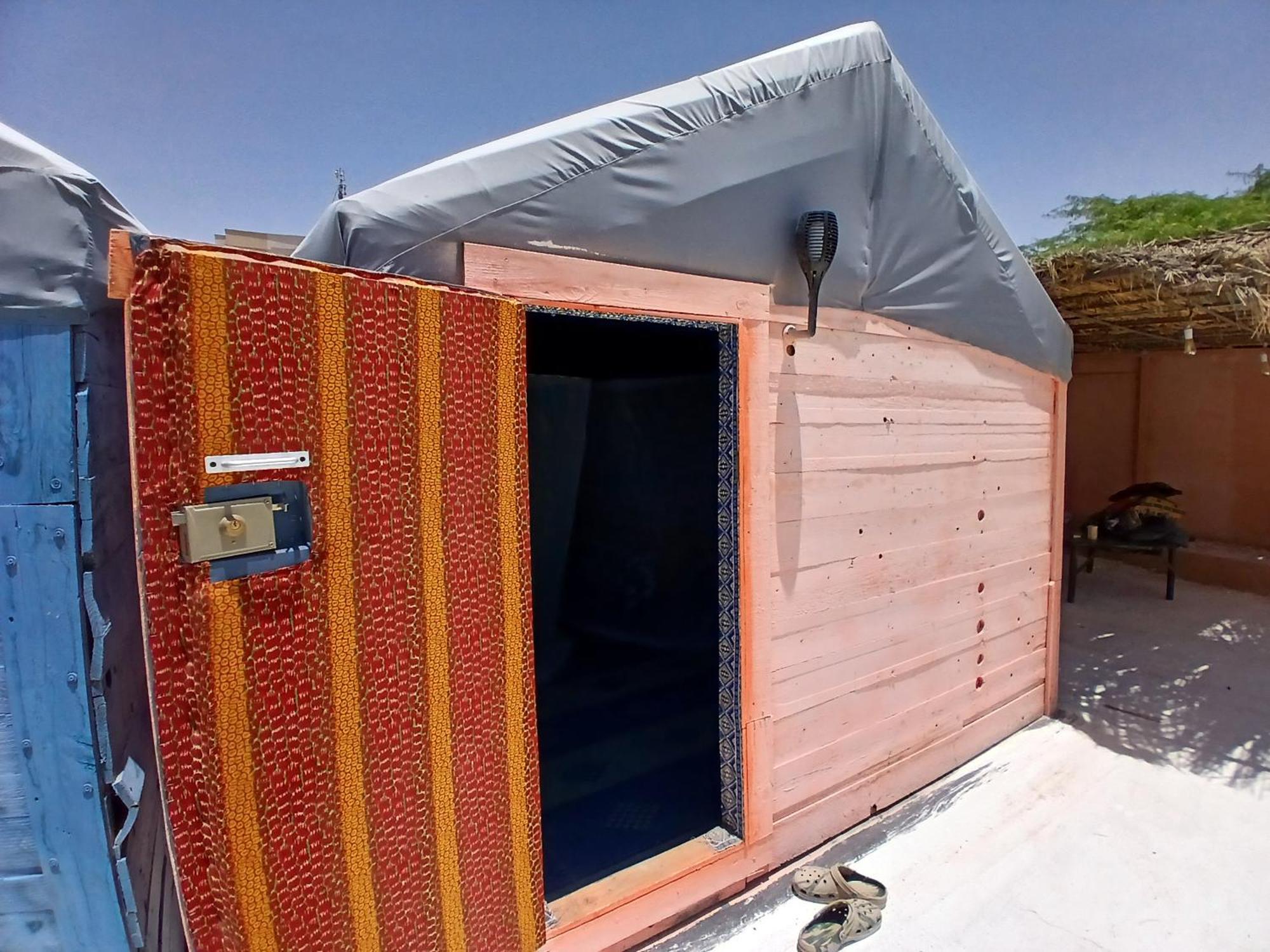"Par 4 Chemins" - Atypical Stopover Nouakchott Exterior photo